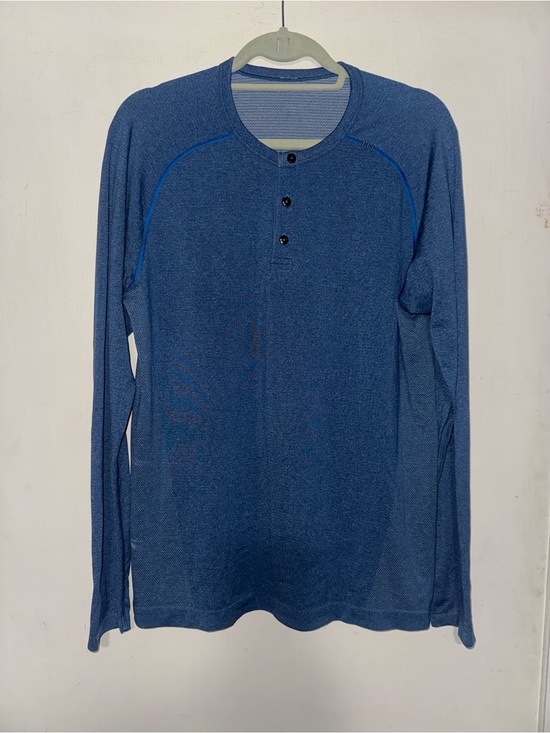 lululemon athletica Other - lululemon athletica Men's Heathered Blue Long-Sleeve Henley